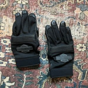 Harley-Davidson Mens Textile Mesh motorcycle gloves.